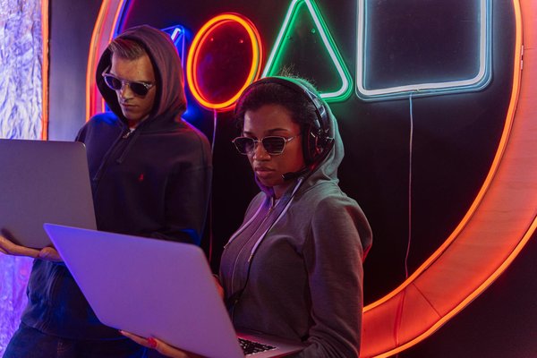 Wie beeinflussen Videospiele die soziale Interaktion unter Jugendlichen?